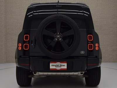 LAND ROVER DEFENDER - 6