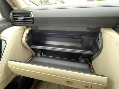 صورة مصغرة 80 لـ 2023 Toyota LAND CRUISER 300