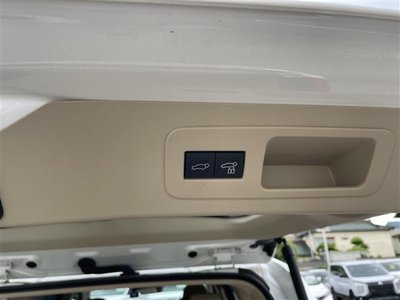 صورة مصغرة 70 لـ 2023 Toyota LAND CRUISER 300