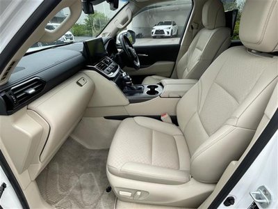 صورة مصغرة 78 لـ 2023 Toyota LAND CRUISER 300