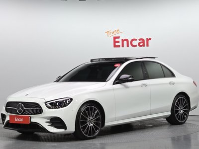 MERCEDES-BENZ E-CLASS - 1