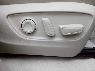 2023 Toyota LAND CRUISER 300 缩略图 33