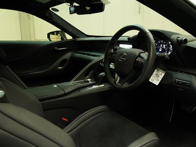 صورة مصغرة 32 لـ 2023 Lexus LC