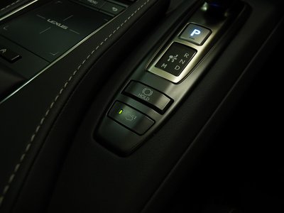 صورة مصغرة 70 لـ 2023 Lexus LC