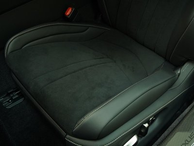 صورة مصغرة 49 لـ 2023 Lexus LC