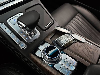 2021 Genesis G90 — фото 9