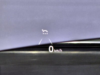 2021 Genesis G90 — миниатюра 17
