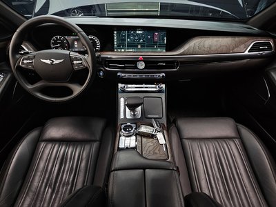 2021 Genesis G90 — фото 5