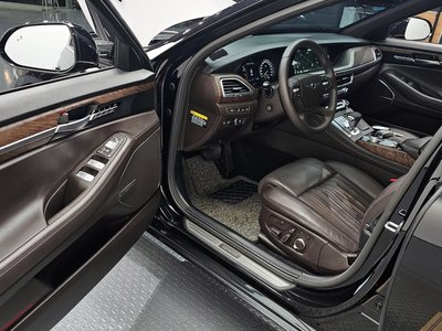 2021 Genesis G90 — миниатюра 11
