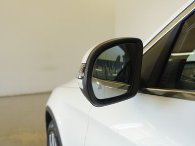 MERCEDES-BENZ GLC - 8