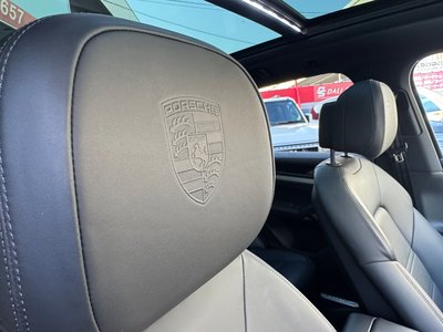 PORSCHE CAYENNE - 10