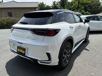 2025 Lexus LBX photo 10