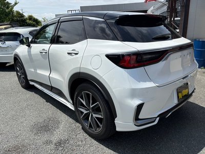 2025 Lexus LBX photo 9