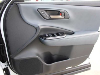 صورة مصغرة 20 لـ 2025 Toyota CROWN ESTATE