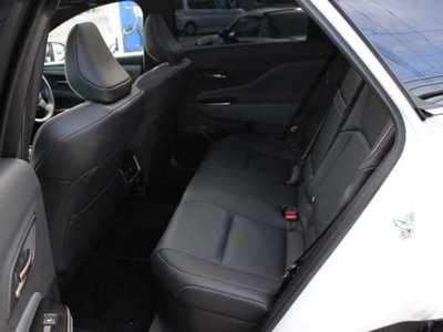 صورة مصغرة 22 لـ 2025 Toyota CROWN ESTATE