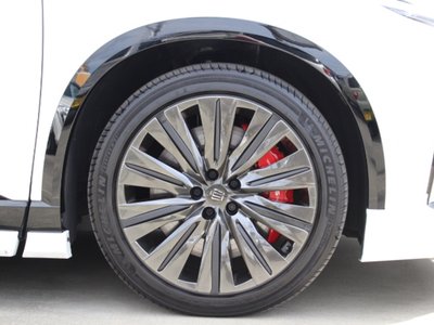 صورة مصغرة 31 لـ 2025 Toyota CROWN ESTATE