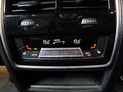 2020 BMW X5 — миниатюра 36