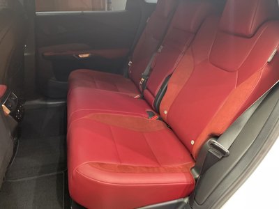 صورة مصغرة 43 لـ 2024 Lexus RX