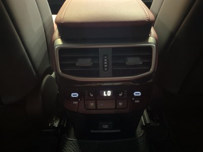 صورة مصغرة 39 لـ 2024 Lexus RX