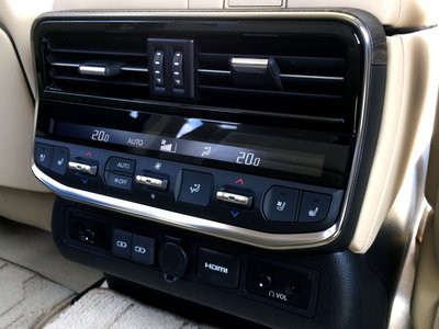 2023 Toyota LAND CRUISER 300 缩略图 18
