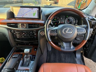 صورة مصغرة 15 لـ 2015 Lexus LX
