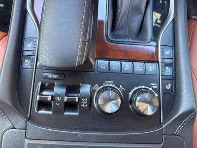 صورة مصغرة 24 لـ 2015 Lexus LX