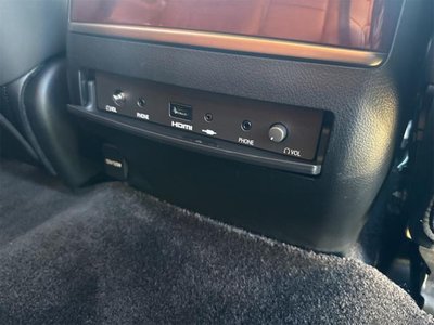 صورة مصغرة 32 لـ 2015 Lexus LX