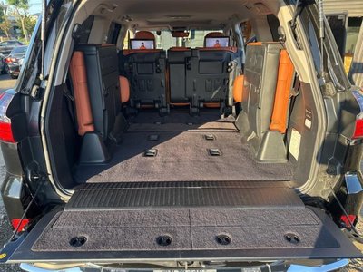 صورة مصغرة 16 لـ 2015 Lexus LX