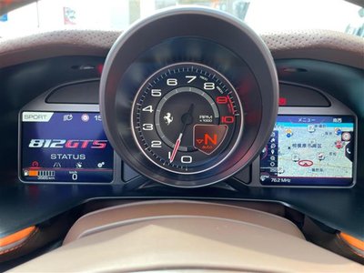 صورة 12 لـ 2023 Ferrari 812 GTS