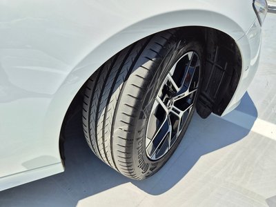 MERCEDES-BENZ E-CLASS - 6