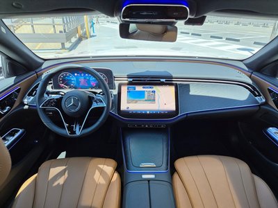 MERCEDES-BENZ E-CLASS - 5