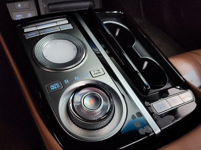 GENESIS G80 (RG3) - 9