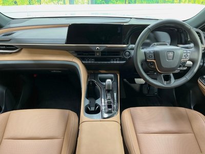 TOYOTA CROWN SPORT - 2