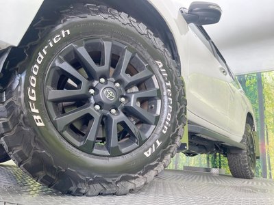 2022 Toyota LAND CRUISER PRADO — миниатюра 13