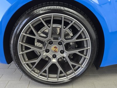PORSCHE 911 - 6