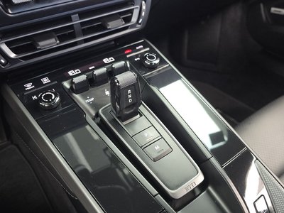 PORSCHE 911 - 9