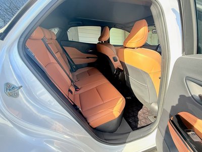 TOYOTA CROWN SPORT - 7