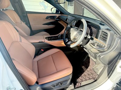 TOYOTA CROWN SPORT - 2