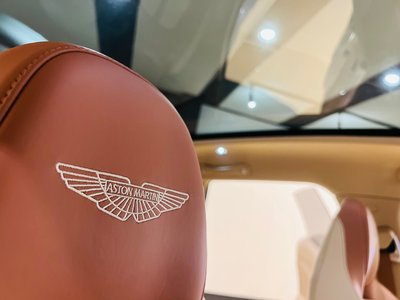صورة مصغرة 38 لـ 2023 Aston Martin DBX