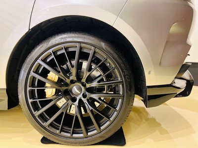 صورة مصغرة 30 لـ 2023 Aston Martin DBX