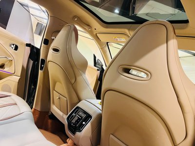 صورة مصغرة 53 لـ 2023 Aston Martin DBX