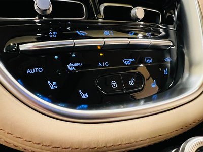 صورة مصغرة 66 لـ 2023 Aston Martin DBX