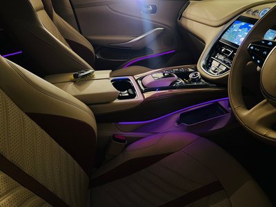 صورة مصغرة 74 لـ 2023 Aston Martin DBX