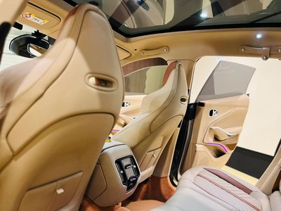 صورة مصغرة 60 لـ 2023 Aston Martin DBX
