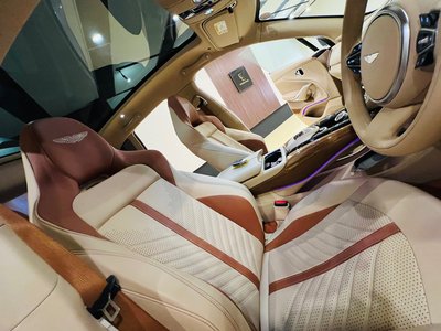 صورة مصغرة 37 لـ 2023 Aston Martin DBX