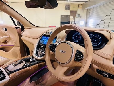 صورة مصغرة 36 لـ 2023 Aston Martin DBX