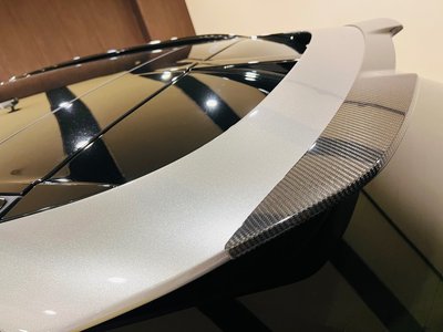 صورة مصغرة 18 لـ 2023 Aston Martin DBX