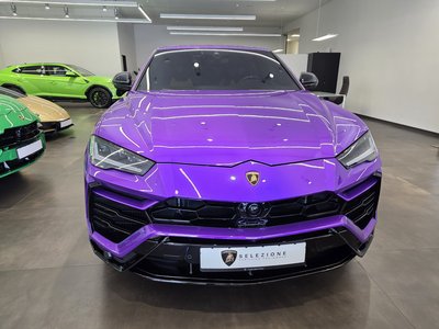 LAMBORGHINI URUS - 3
