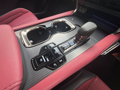 2025 Lexus RX — миниатюра 46