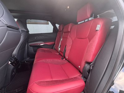 2025 Lexus RX — миниатюра 54